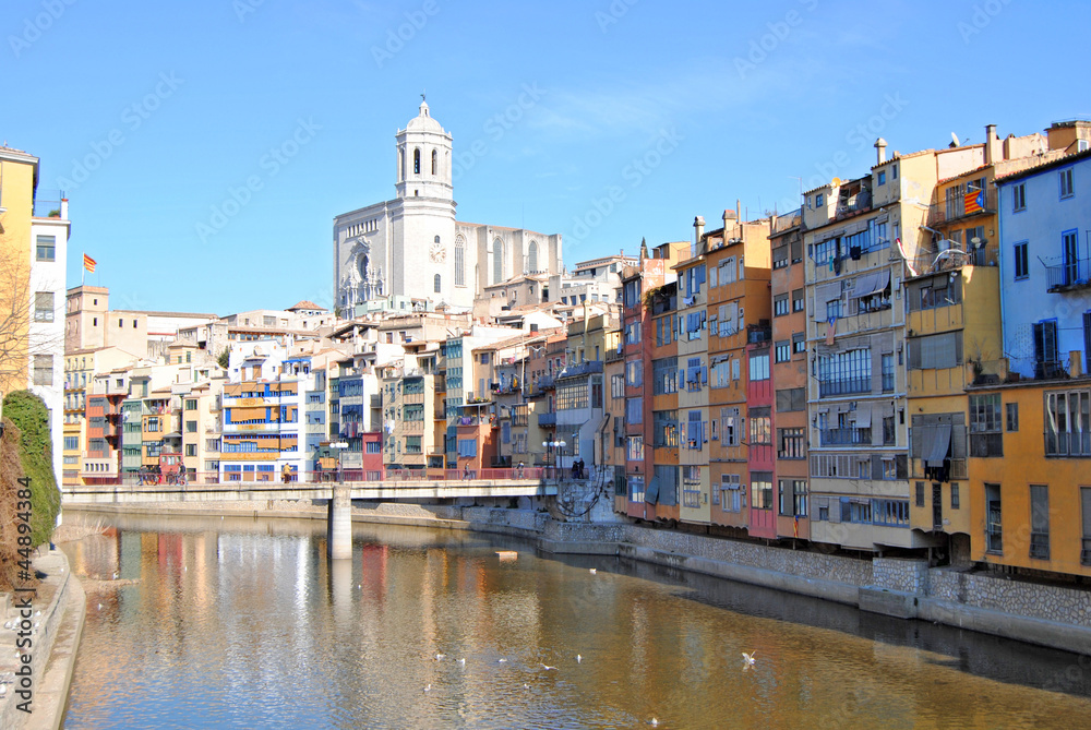 Vista de la ciudad de Girona. Catalunya