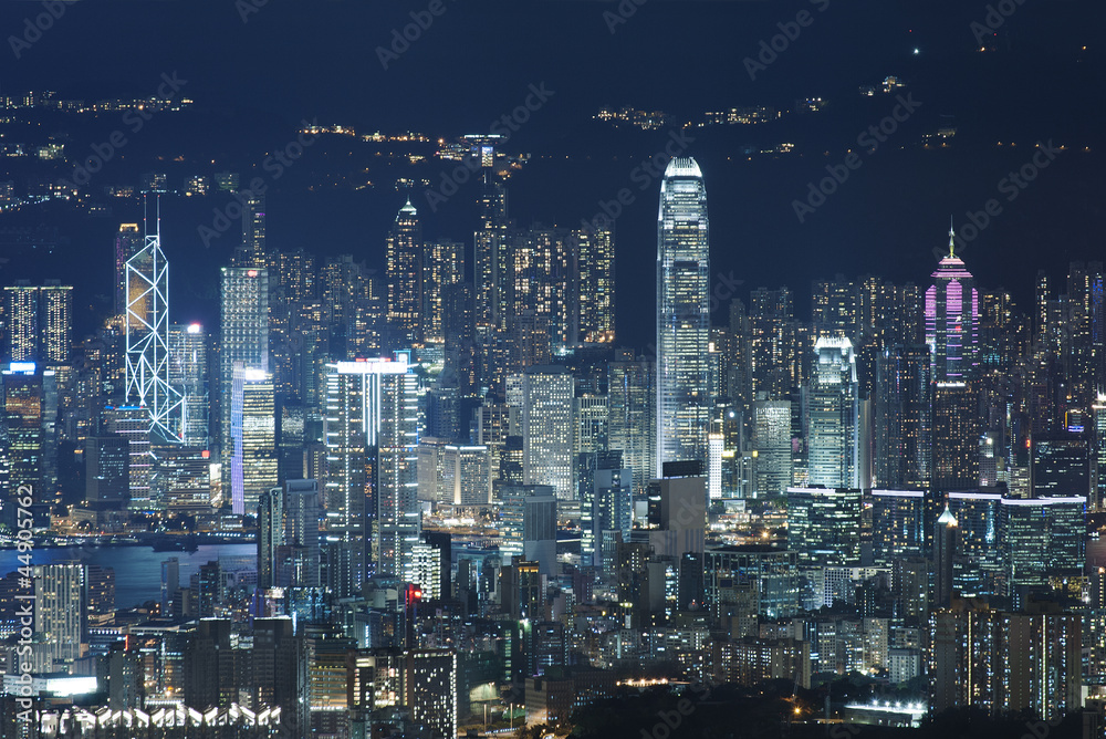 Fototapeta premium Noc w Hongkongu