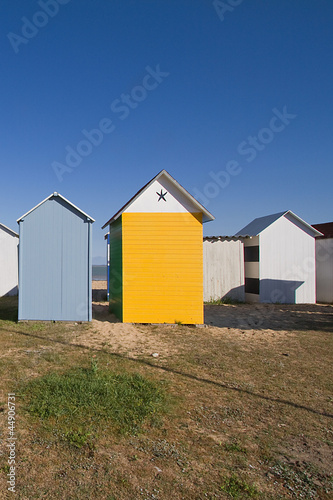 cabines de bain sur la plage de Saint Denis d'Oléron. © Toanet