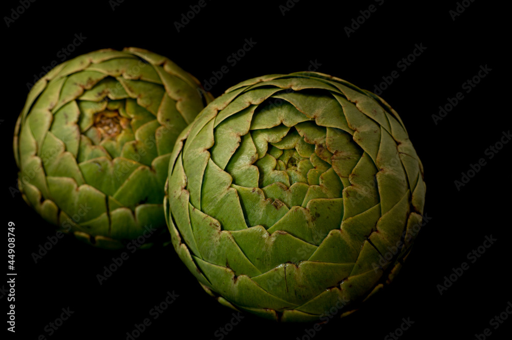 Obraz premium Artichokes on Black Background