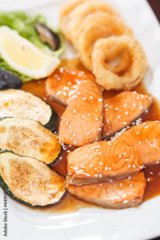 salmon with vegetables salmon with vegetables