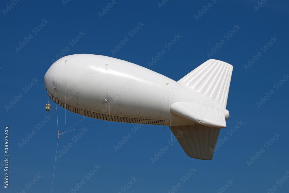 Obraz premium Balloon on blue sky