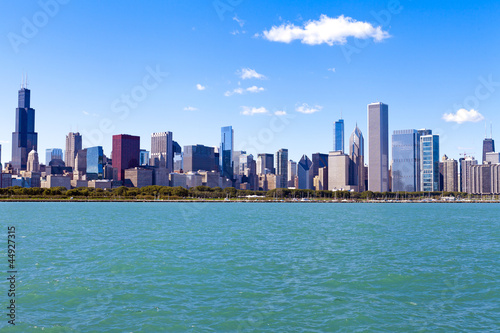 Chicago Downtown (Water Front View) © maksymowicz