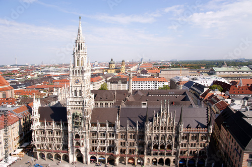 München Neues Rathaus Marienplatz photo