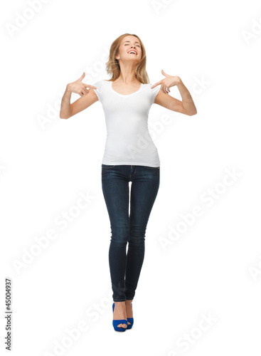 smiling teenage girl in blank white t-shirt