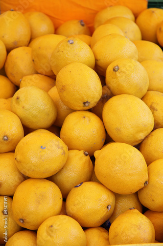 Lemons at a market