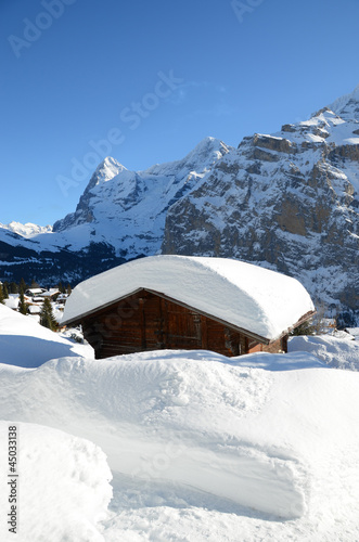 Fototapeta Naklejka Na Ścianę i Meble -  Muerren, famous Swiss skiing resort