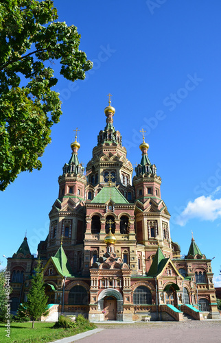 Собор Петра и Павла в Петергофе.