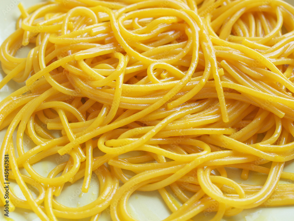 saffron spaghetti