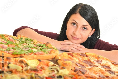 femme et pizza isolé