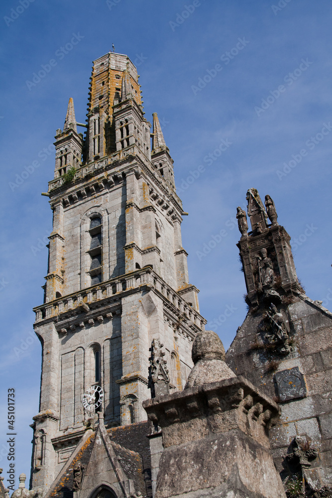 Le clocher de l'enclos paroissial,  Lampaul Guimiliau, Finistère, Bretagne