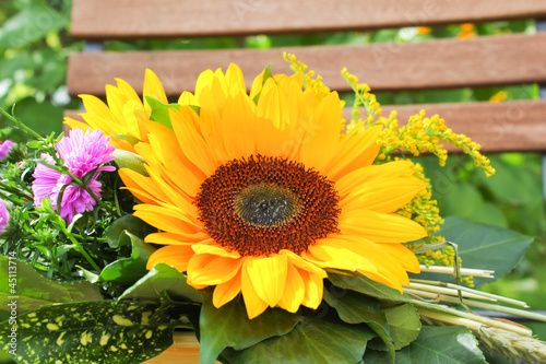 Fototapeta Naklejka Na Ścianę i Meble -  Sonnenblume dekoriert