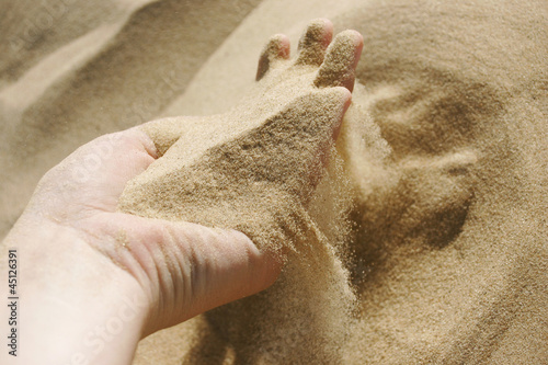 Die zeit verrrint wie Sand durch die Finger