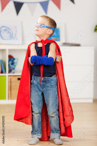 superheld im kinderzimmer photo