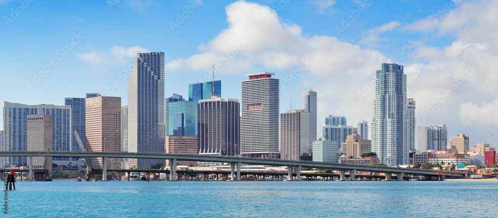 Fototapeta premium Miami skyscrapers