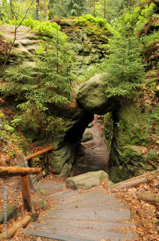 Wunschmotiv: Fels Tunnel #45240324