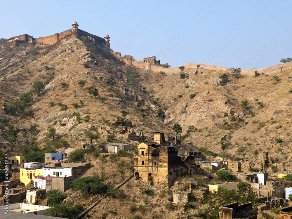 Jaigarh Fort and the local house