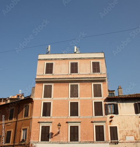 ROMA PALAZZO IN CENTRO © orsinico