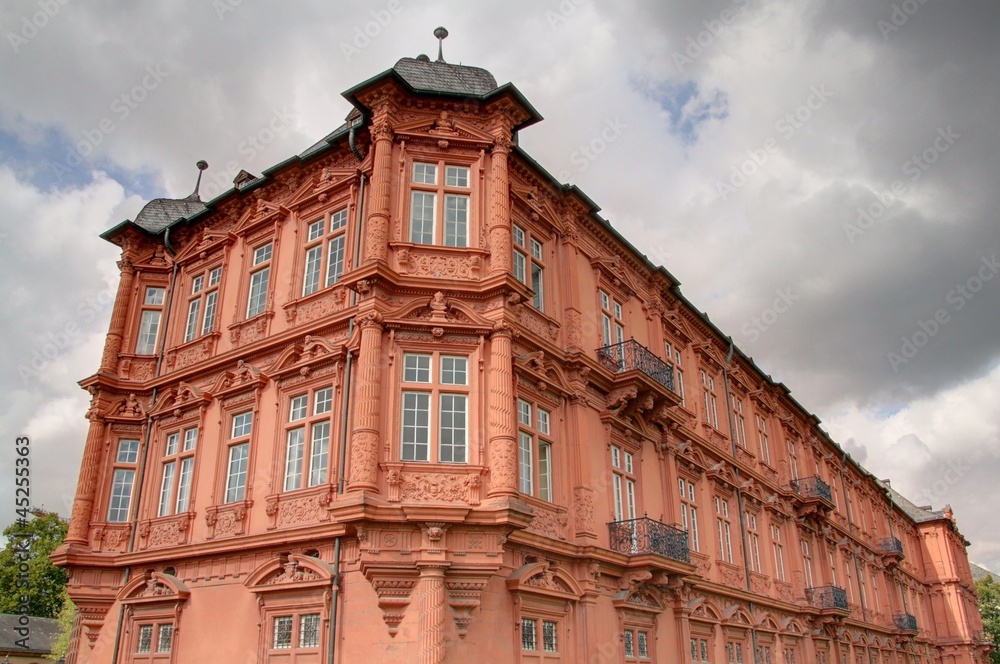 Fototapeta premium immeuble à saarbrucken