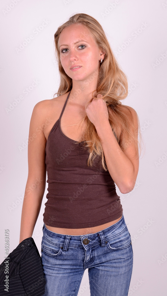 attraktive junge frau