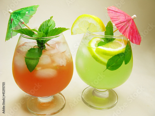 alcohol punch cocktail drinks with mint photo