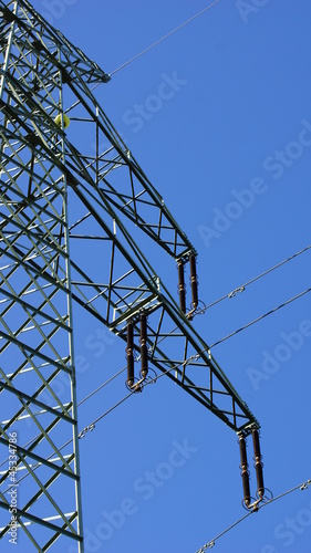 strommast hochspannungsleitungen