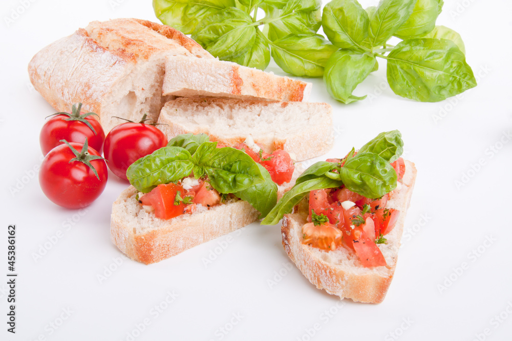 Frische bruschetta mit tomaten und Knoblauch auf einem Teller Frische bruschetta mit tomaten und Knoblauch auf einem Teller