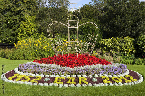 Queen's Jubilee Flowers in Parade Gardens, Bath photo