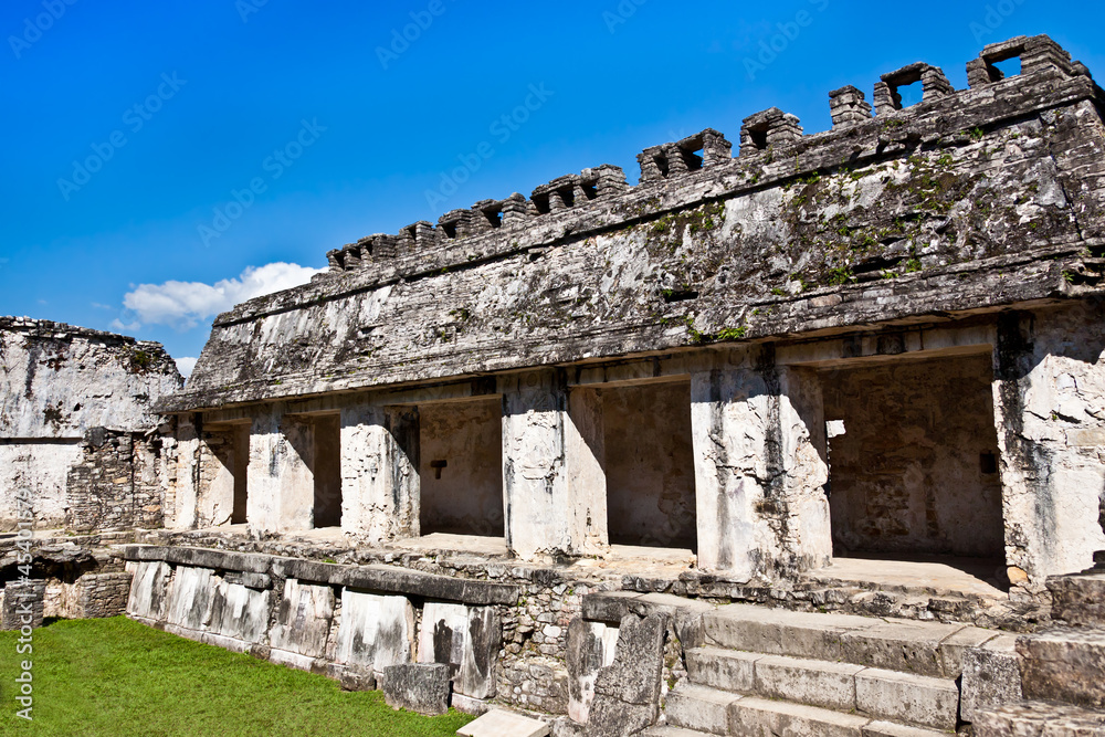 Temple ruins in Palenque