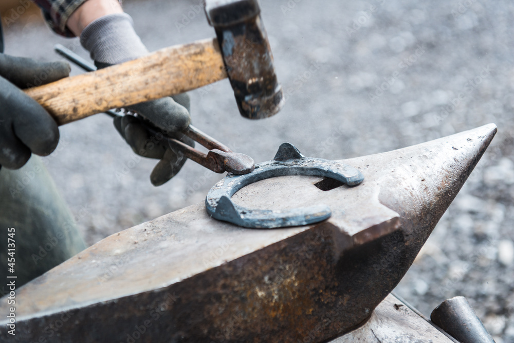 hufschmied bei der arbeit Stock Photo Adobe Stock
