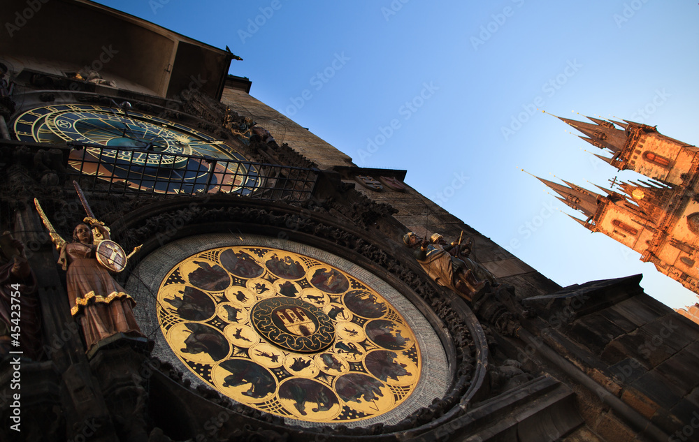 Obraz premium Famous Prague monuments: astronomical clock (Prague Orloj)