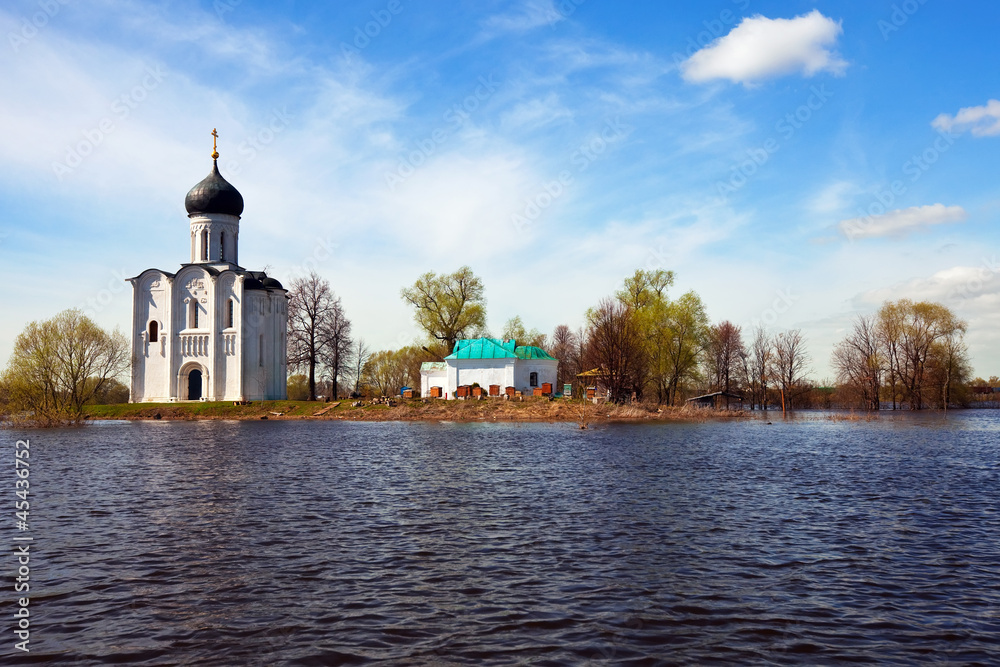 Church of  Intercession on River Nerl in flood