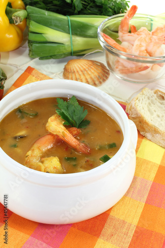 frische gesunde Bouillabaisse photo