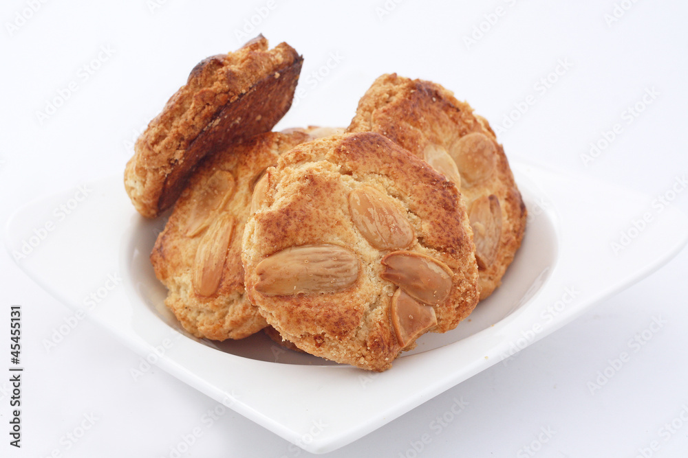 Quelques gateaux aux amandes