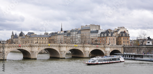 Seine river, Paris © HappyAlex