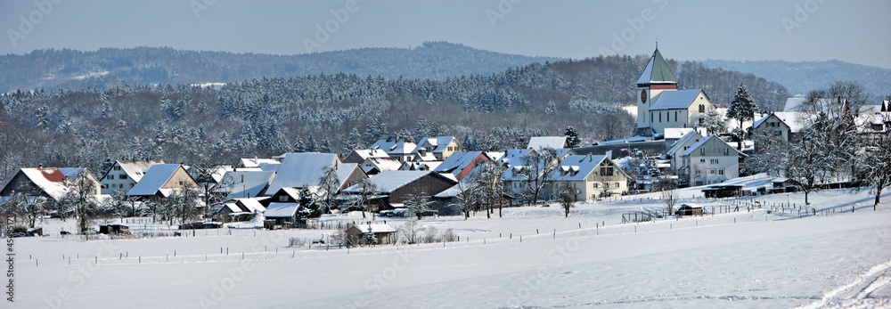 Obraz premium Winter view of Illnau, Switzerland