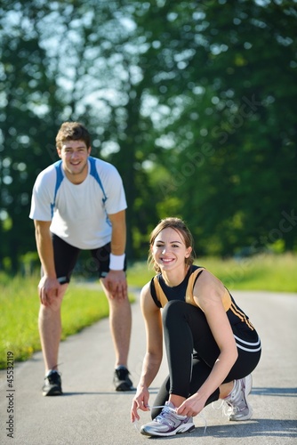 Fototapeta Naklejka Na Ścianę i Meble -  couple jogging