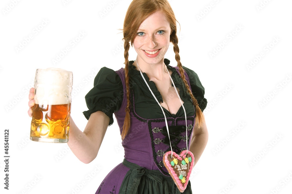 Frau im Dirndl