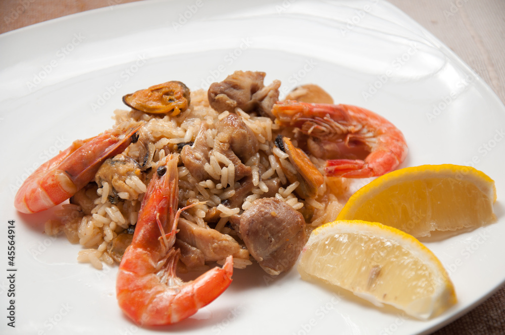 Paella ready meal with shrimp, chicken