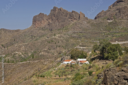 Gran Canaria, Berglandschaft mit Finca.