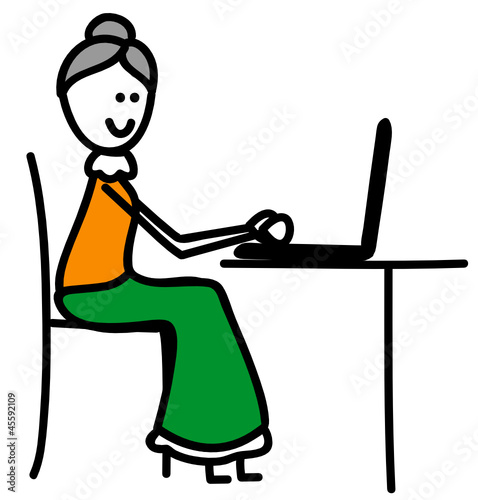 Seniorin am Computer
