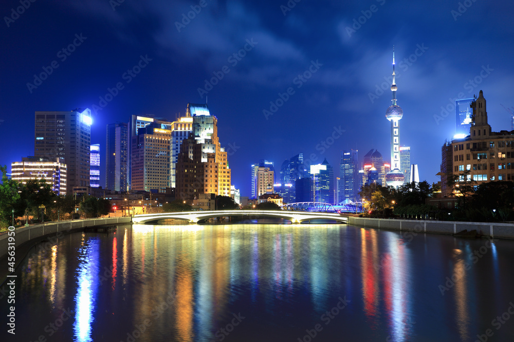 suzhou river in shanghai at night