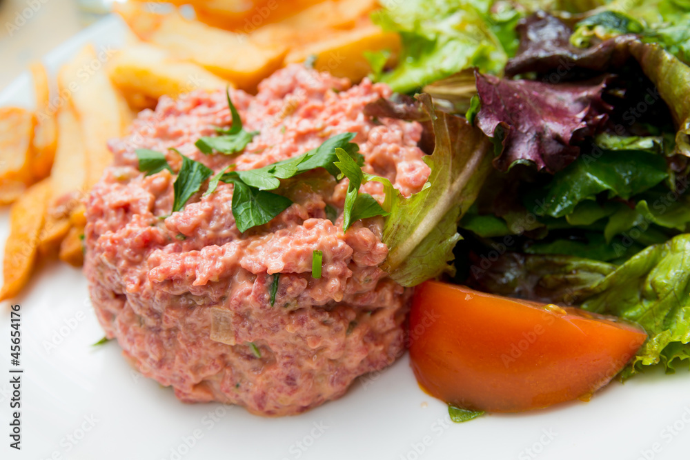 tasty tartare(Raw beef)