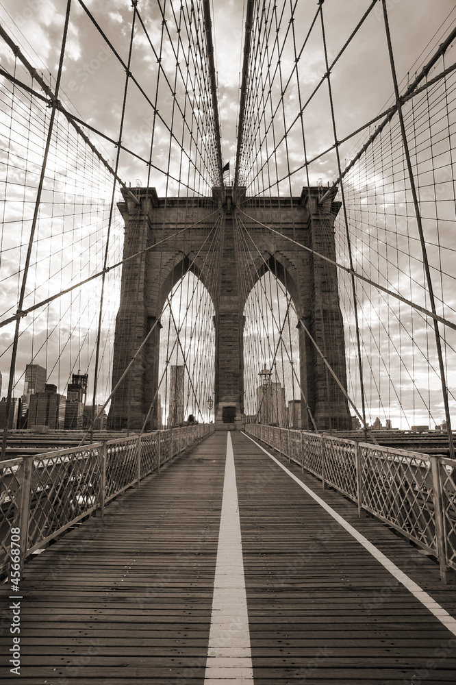 Brooklyn Bridge in New York City. Sepia tone. - obrazy, fototapety, plakaty 