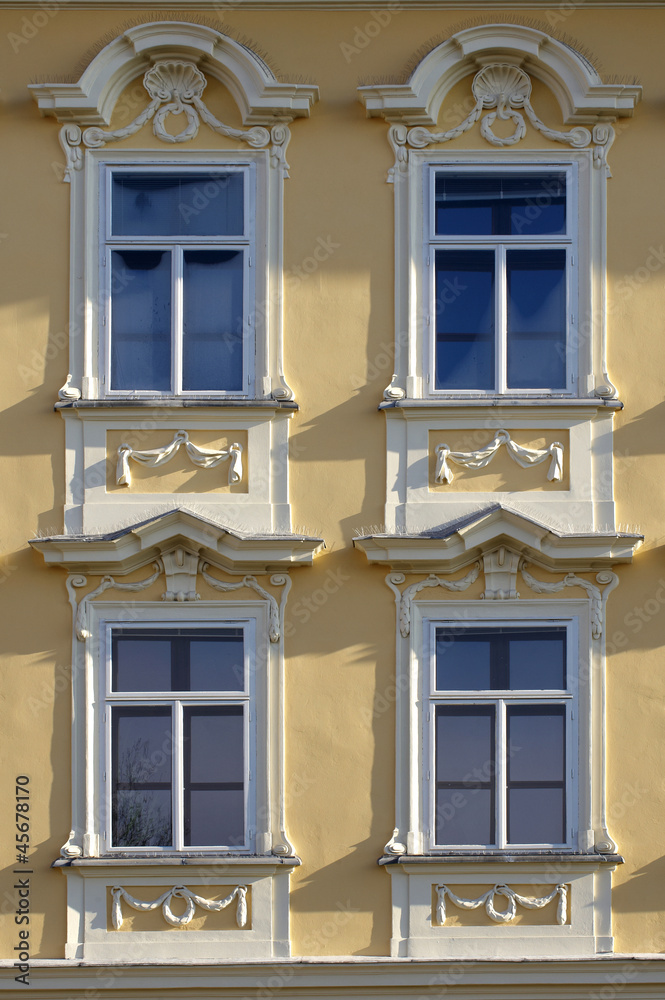 Fototapeta premium Decorated castle windows on a castle in Slovenia