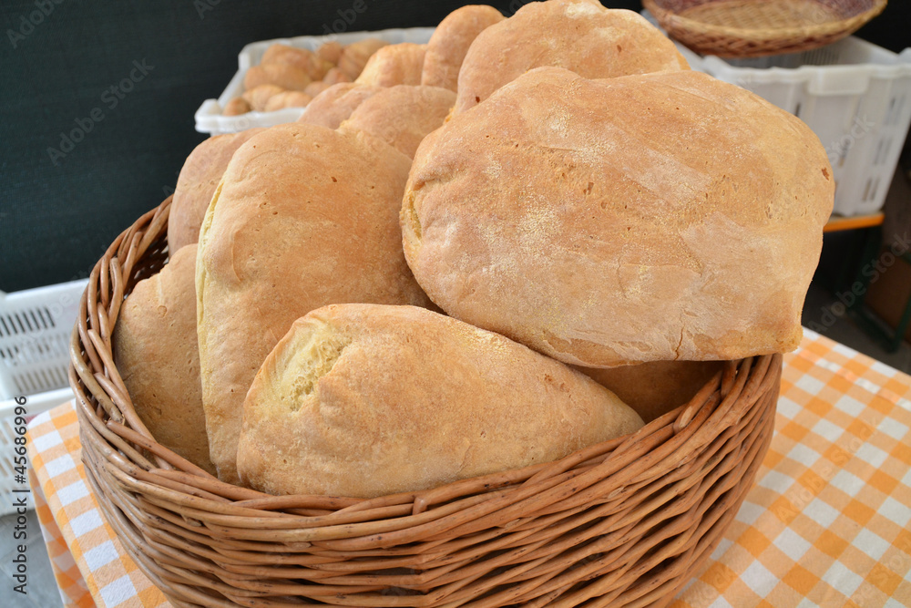 Naklejka premium Brotkorb