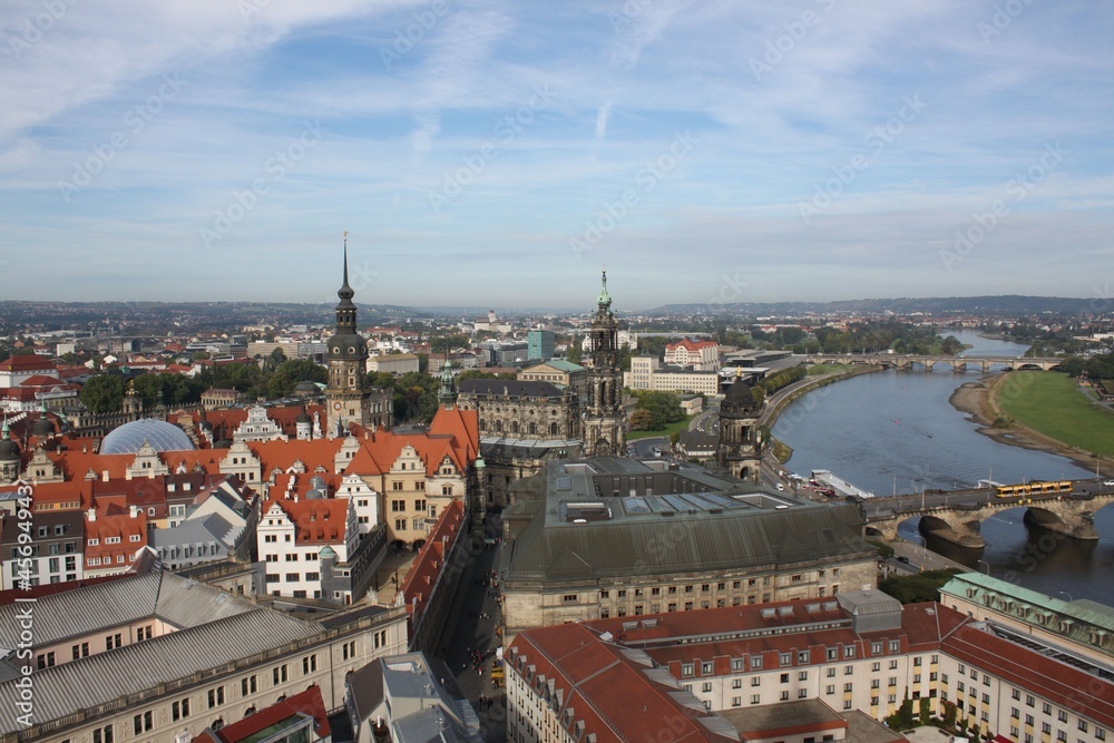 Obraz premium Blick auf die Dresdner Altstadt