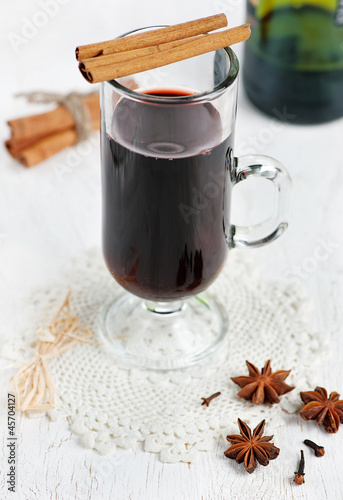 Spiced hot wine
