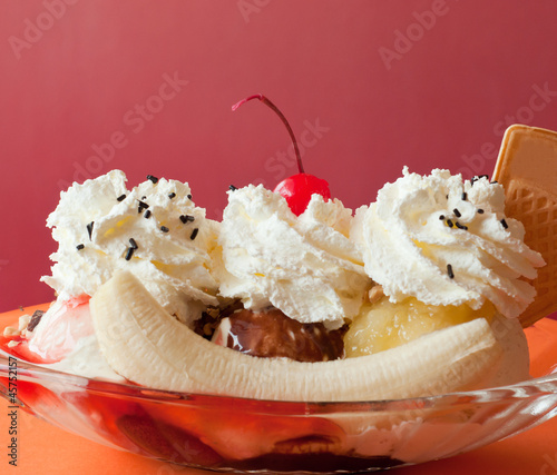 banana split ice cream