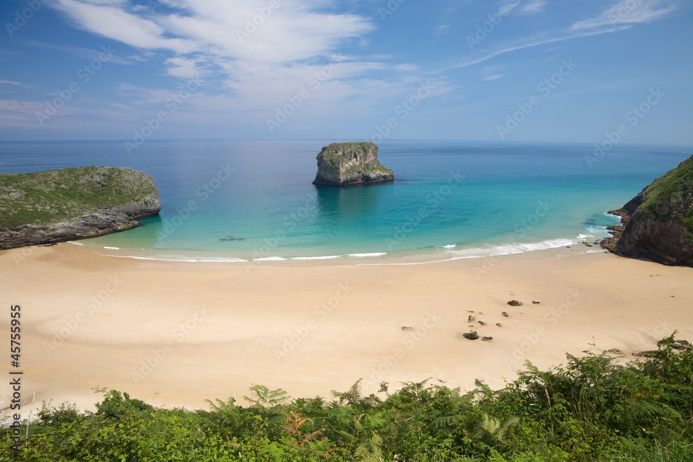 Fototapeta premium La Ballota beach with islet